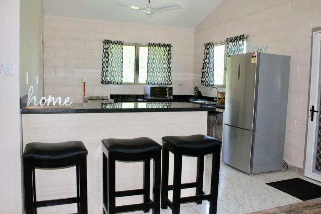 Lotopa Home Апиа Екстериор снимка